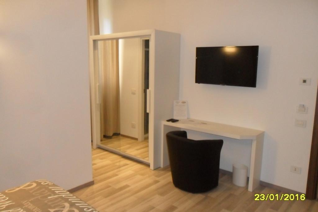 Hotel Location Lory Busto Arsizio Zewnętrze zdjęcie
